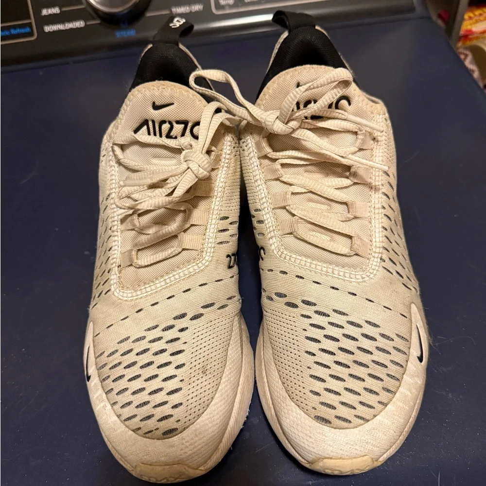 Nike Air Max 270 - Picture 1 of 4